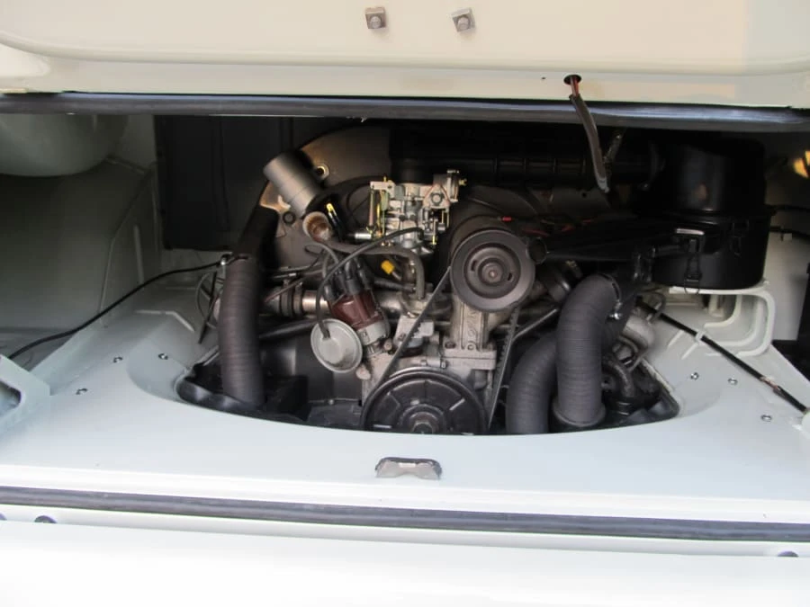 1971 Volkswagen Bay-Window Camper - Image 8 of 8