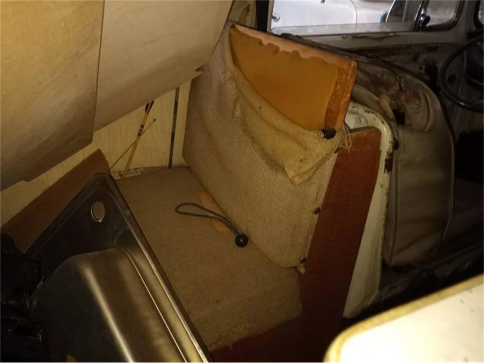 1971 Volkswagen Bay-Window Camper - Image 9 of 10