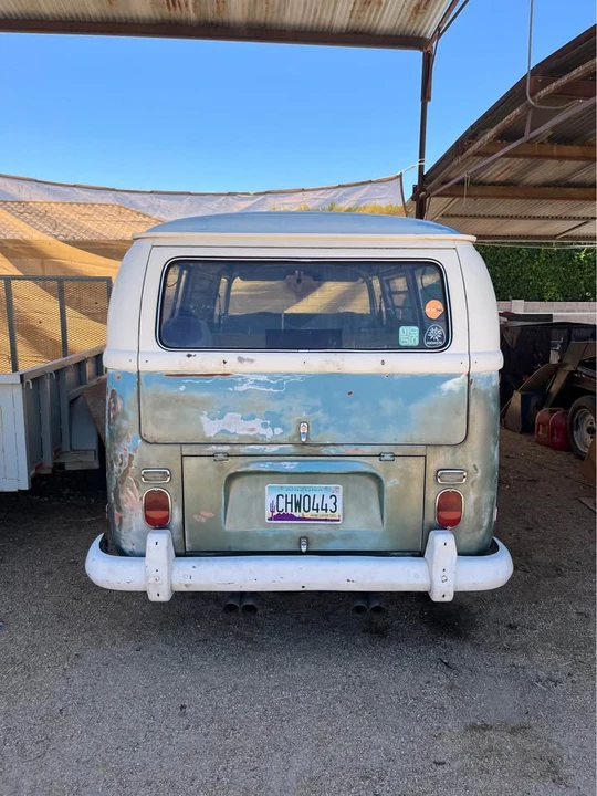 1971 Volkswagen Bay-Window Bus - Image 4 of 8