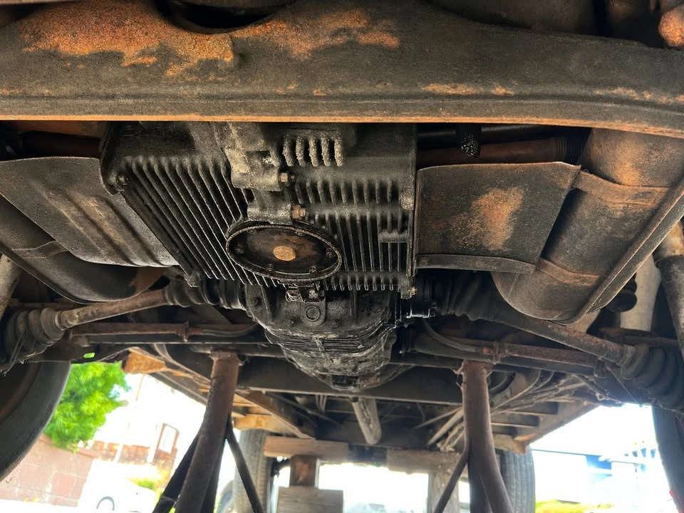 1971 Volkswagen Bay-Window Bus - Image 15 of 15
