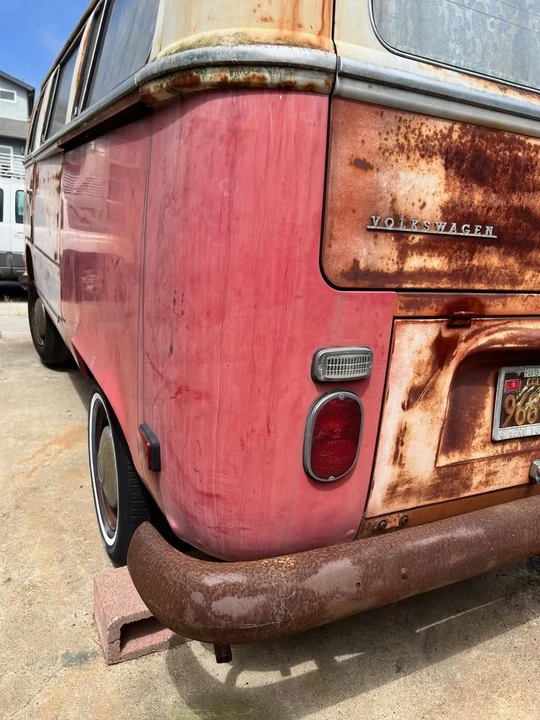 1971 Volkswagen Bay-Window Bus - Image 12 of 15