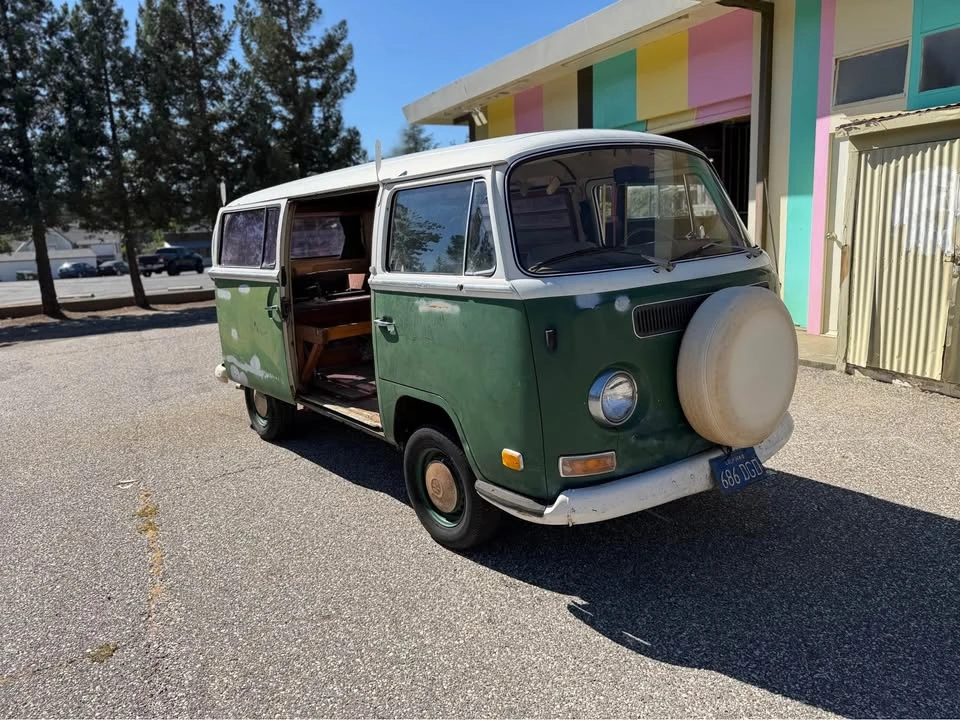 1971 Volkswagen Bay-Window Bus - Image 5 of 15