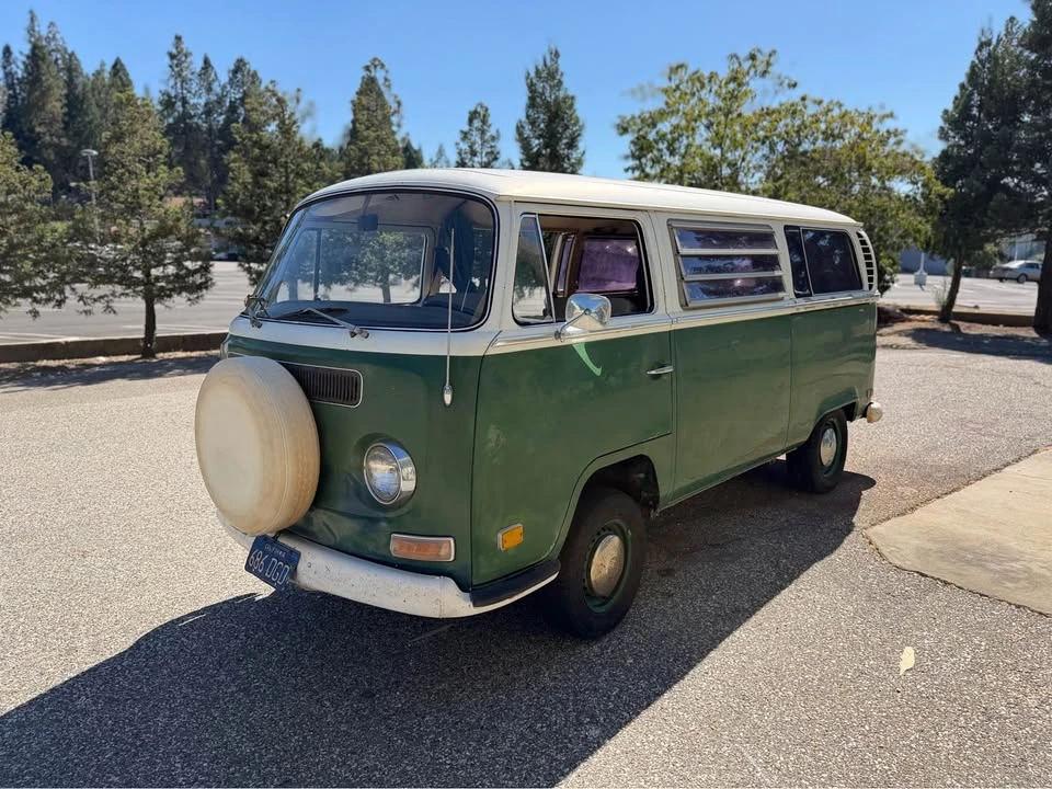 1971 Volkswagen Bay-Window Bus - Image 6 of 15