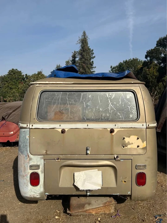 1971 Volkswagen Bay-Window Bus - Image 3 of 6