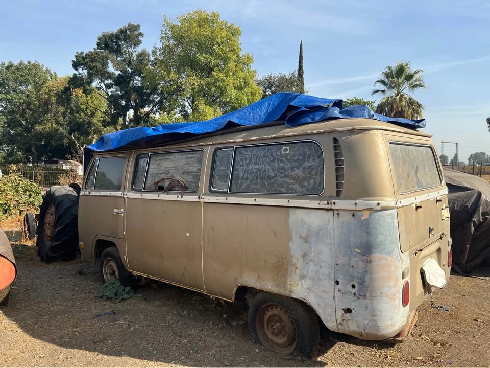1971 Volkswagen Bay-Window Bus - Image 2 of 6