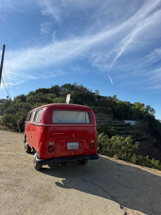1971 Volkswagen Bay-Window Bus - Image 3 of 9