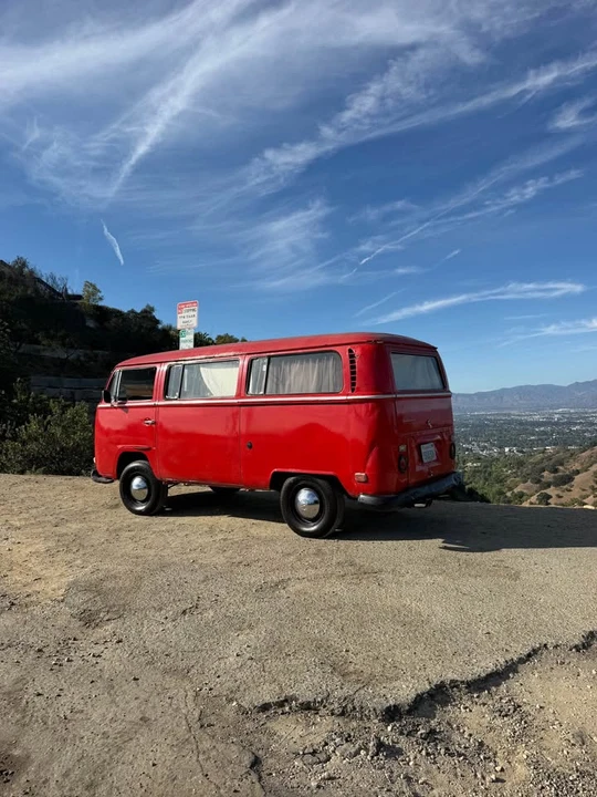1971 Volkswagen Bay-Window Bus - Image 4 of 9