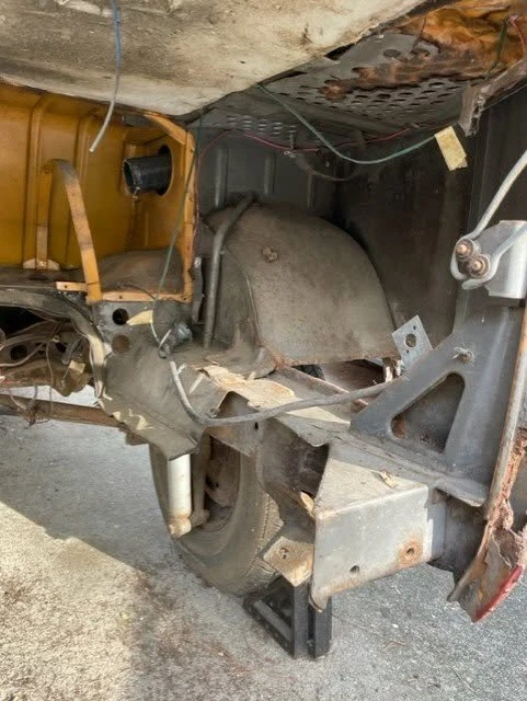 1971 Volkswagen Bay-Window Bus - Image 9 of 11