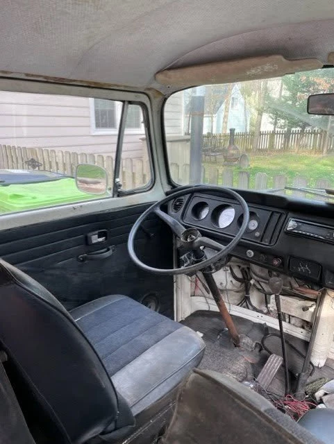 1971 Volkswagen Bay-Window Bus - Image 11 of 11