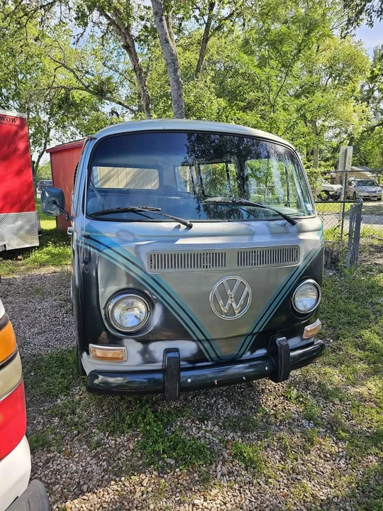 1971 Volkswagen Bay-Window Bus - Image 4 of 20