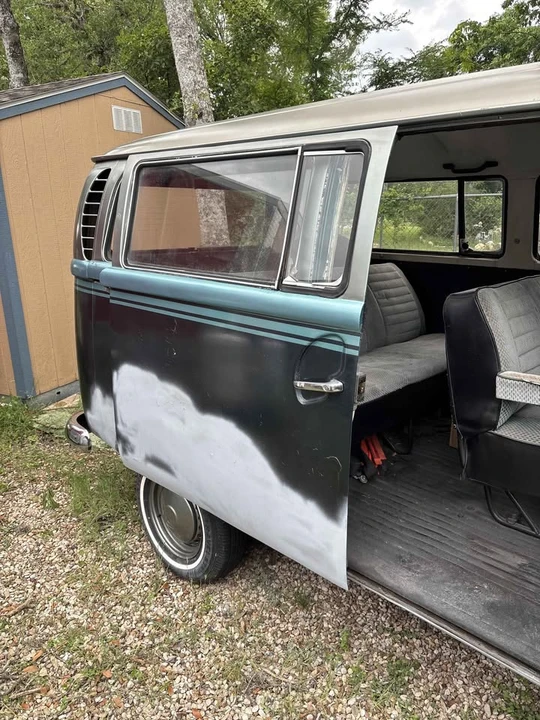 1971 Volkswagen Bay-Window Bus - Image 7 of 20