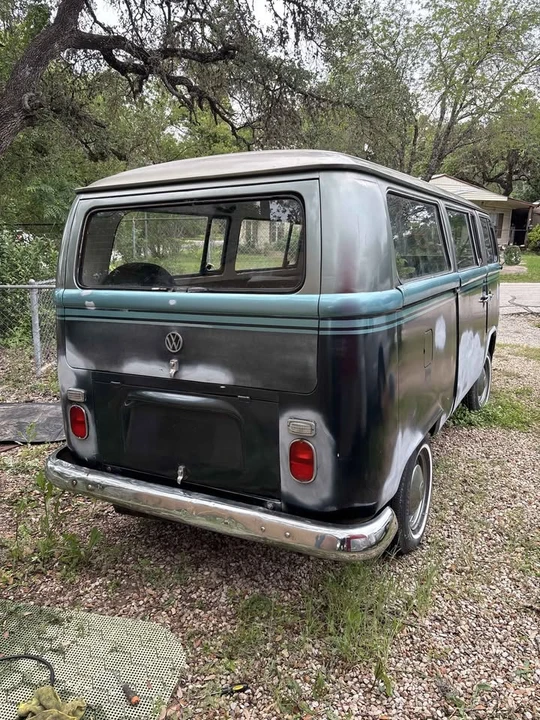 1971 Volkswagen Bay-Window Bus - Image 11 of 20