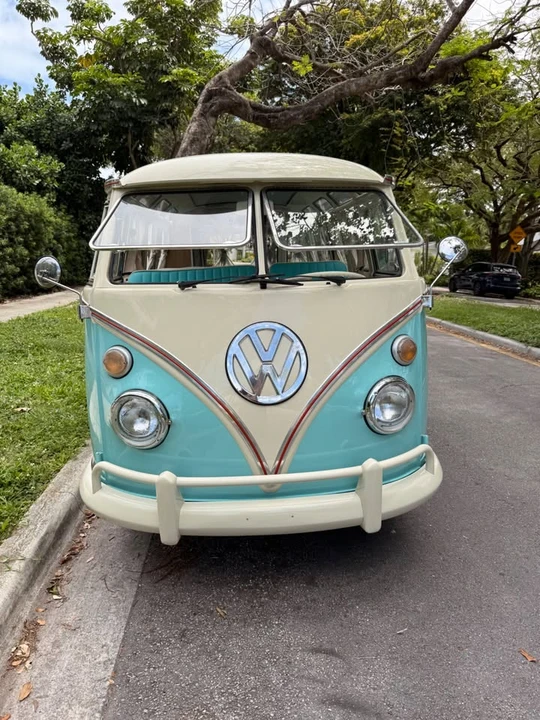 1971 Volkswagen Split-Window Bus - Image 3 of 14