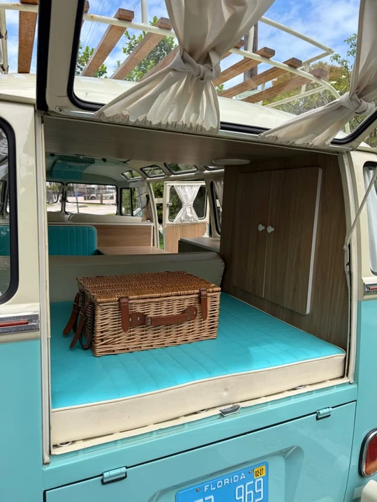 1971 Volkswagen Split-Window Bus - Image 12 of 14