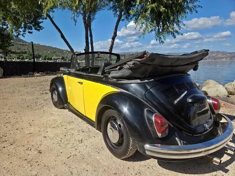 1971 Volkswagen Super Beetle Convertible