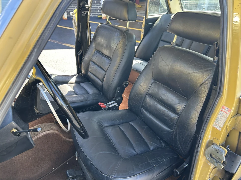1971 Volvo 140 Series - Image 17 of 31