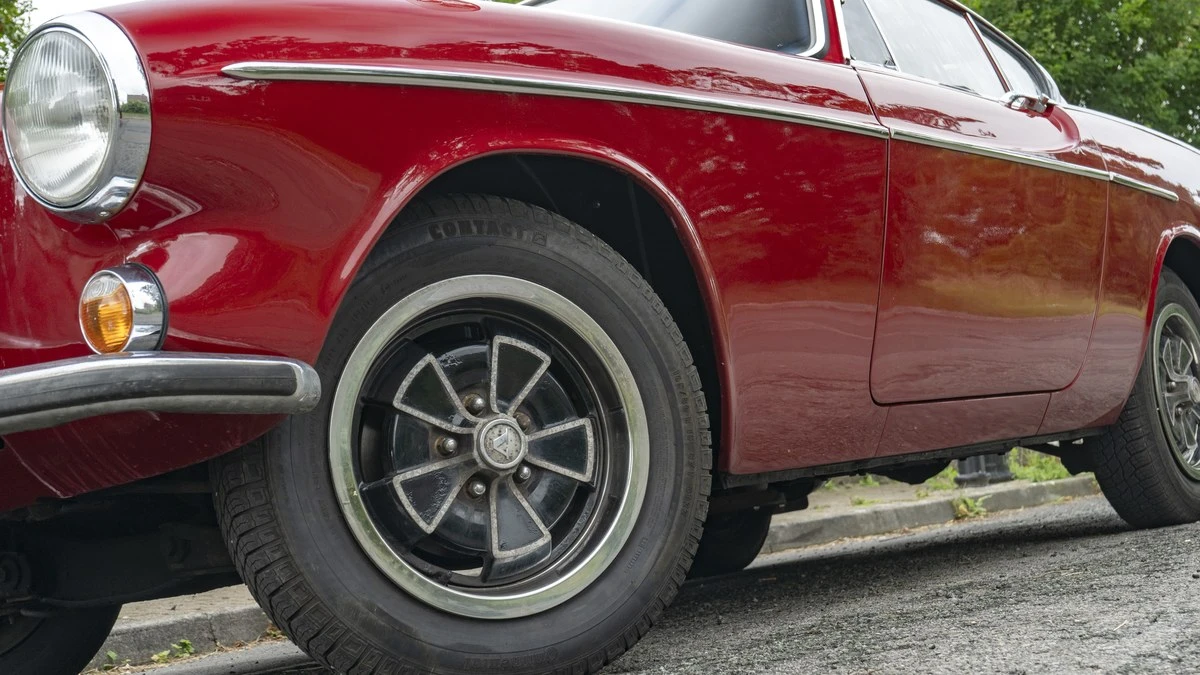 1971 Volvo 1800E - Image 28 of 30