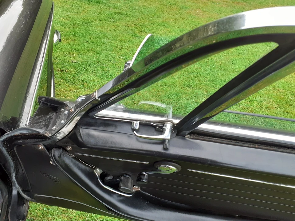 1971 Volvo 1800E - Image 22 of 30