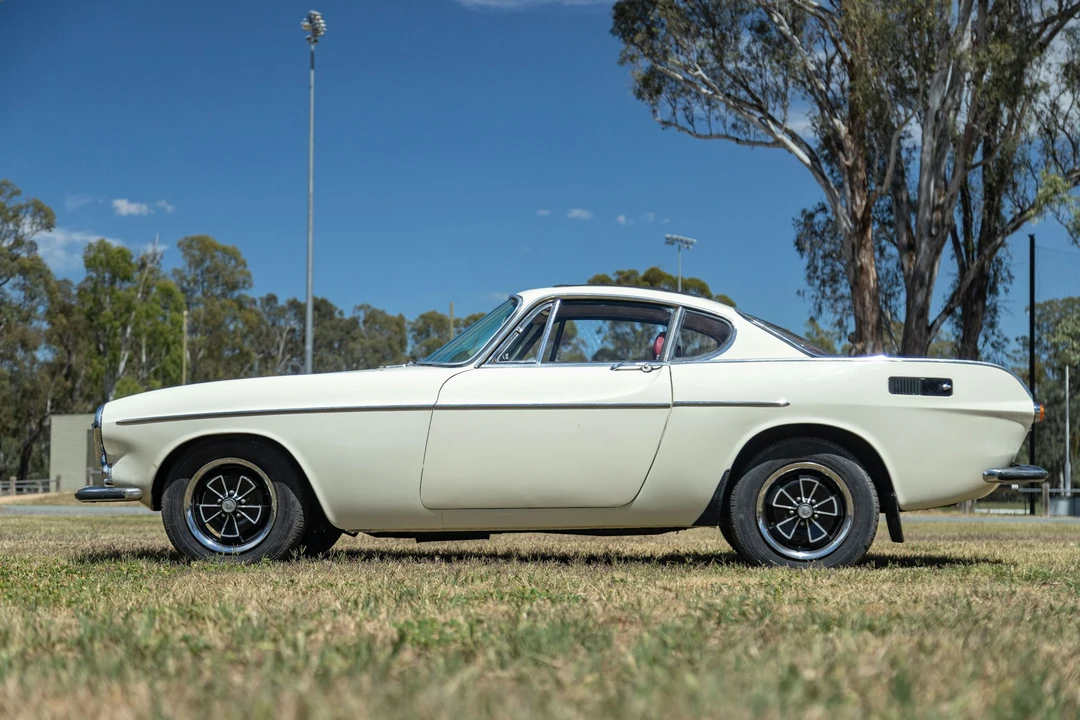 1971 Volvo 1800E - Image 12 of 21