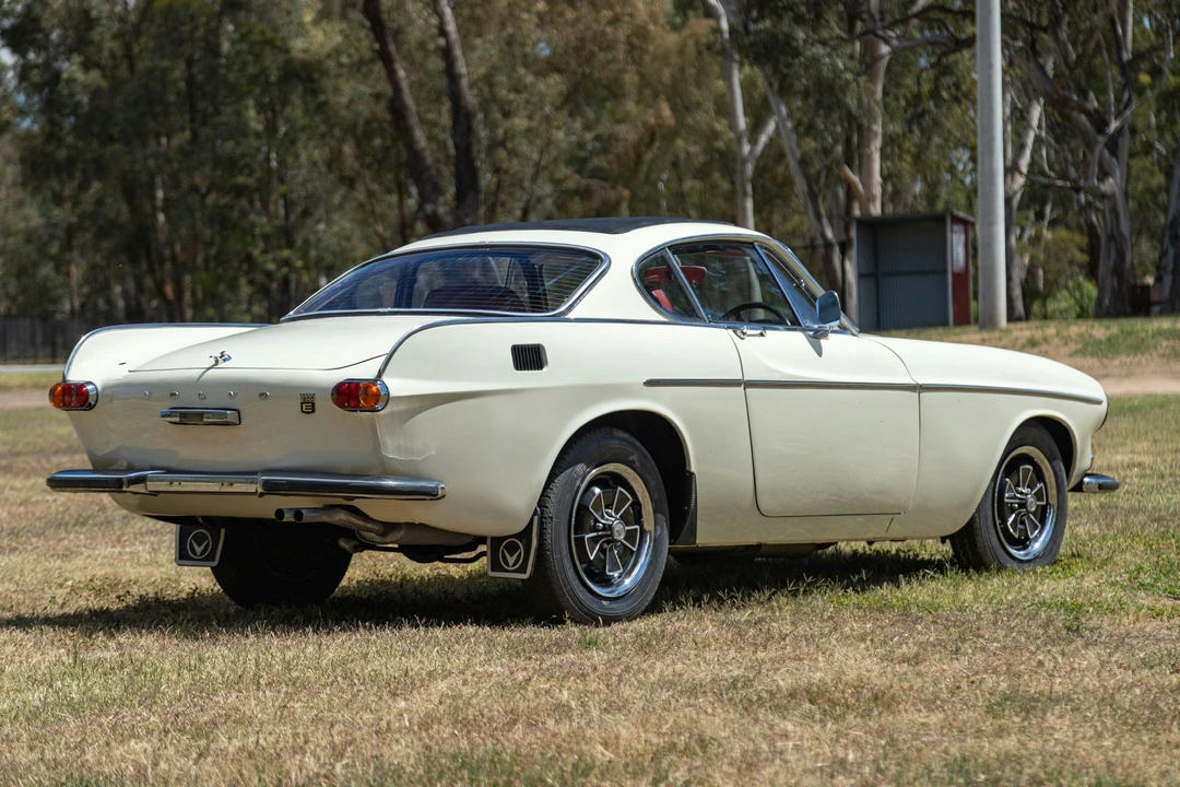 1971 Volvo 1800E - Image 9 of 21