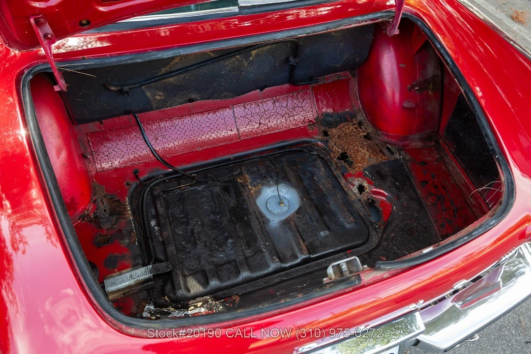 1971 Volvo 1800E - Image 29 of 31