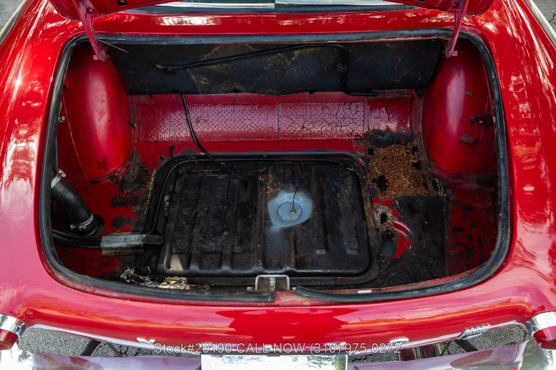 1971 Volvo 1800E - Image 30 of 31