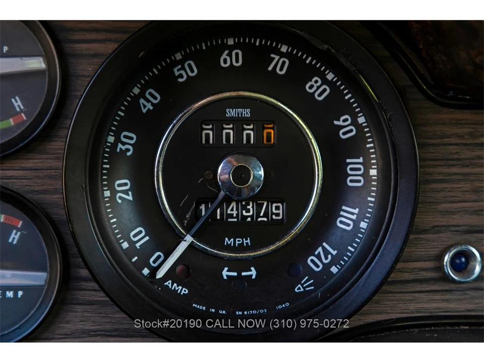1971 Volvo 1800ES - Image 22 of 31