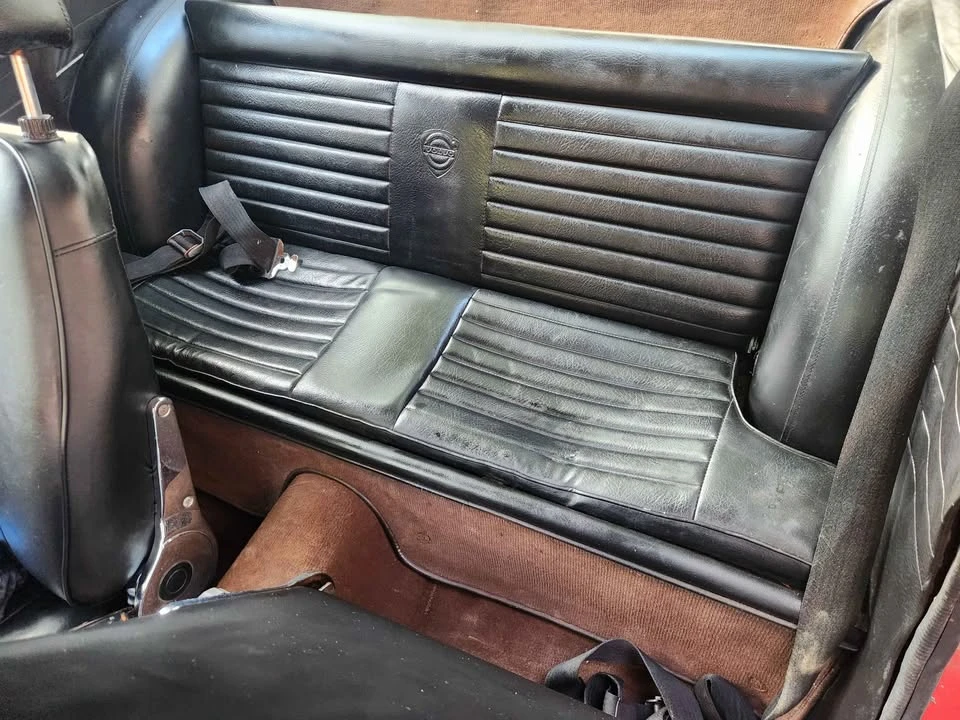 1971 Volvo 200 Series - Image 9 of 12