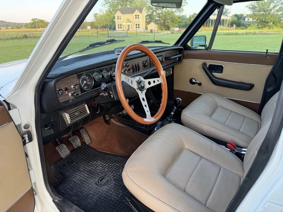 1971 Volvo 140 Series - Image 10 of 20