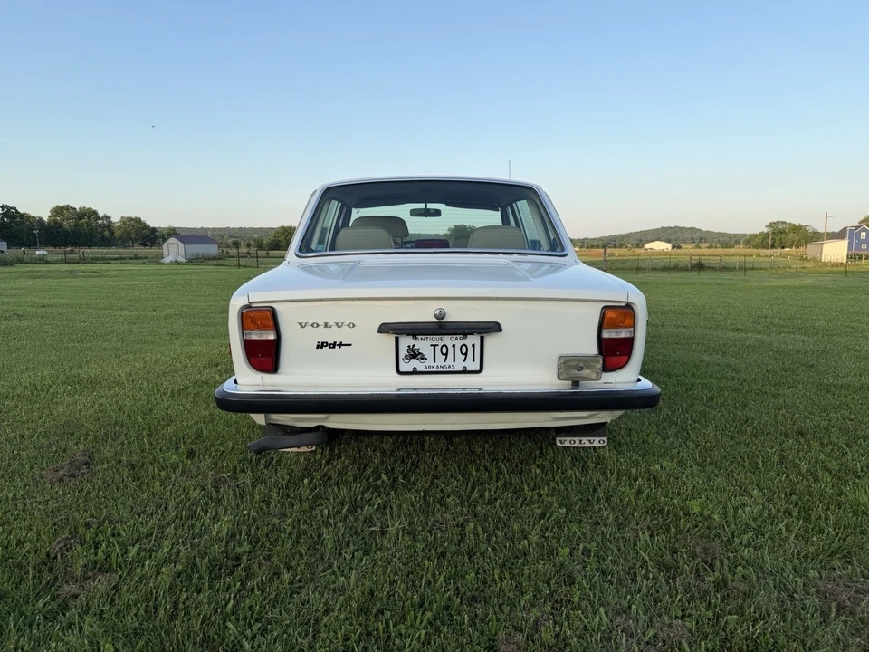 1971 Volvo 140 Series - Image 5 of 20