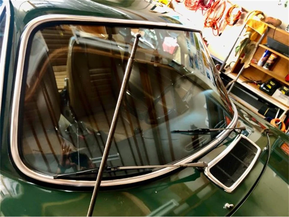 1971 Volvo 1800E - Image 11 of 30
