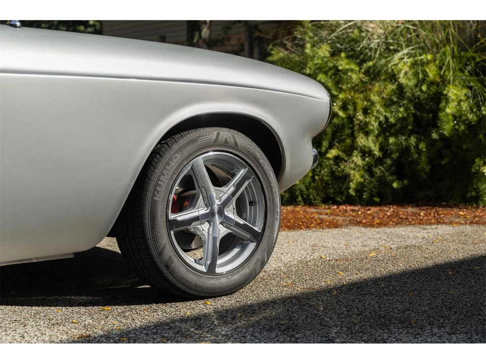 1971 Volvo 1800E - Image 29 of 31