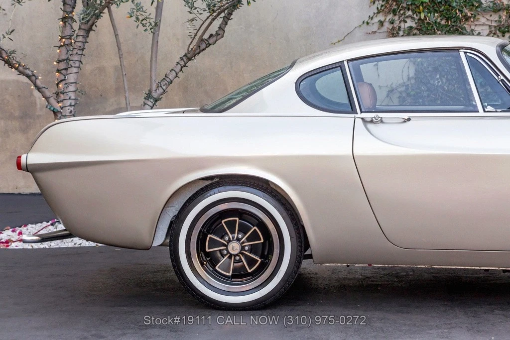 1971 Volvo 1800E - Image 11 of 12