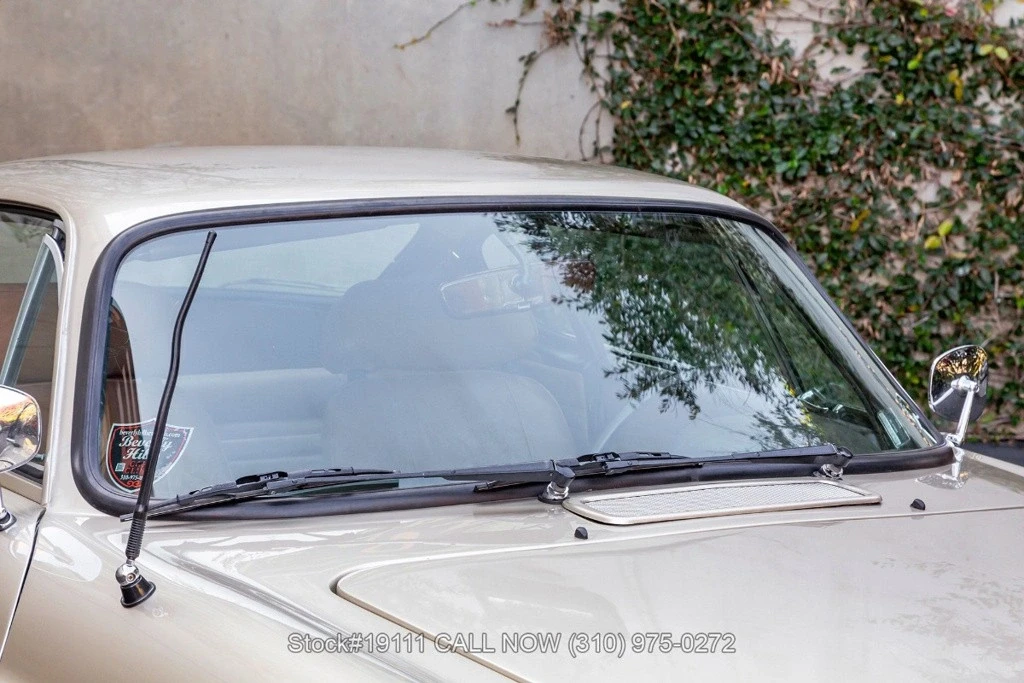 1971 Volvo 1800E - Image 9 of 12