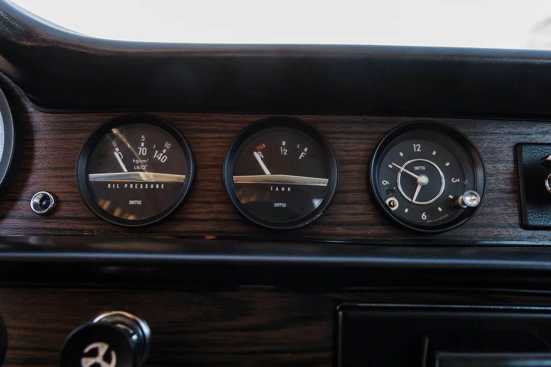 1971 Volvo 1800E - Image 25 of 31
