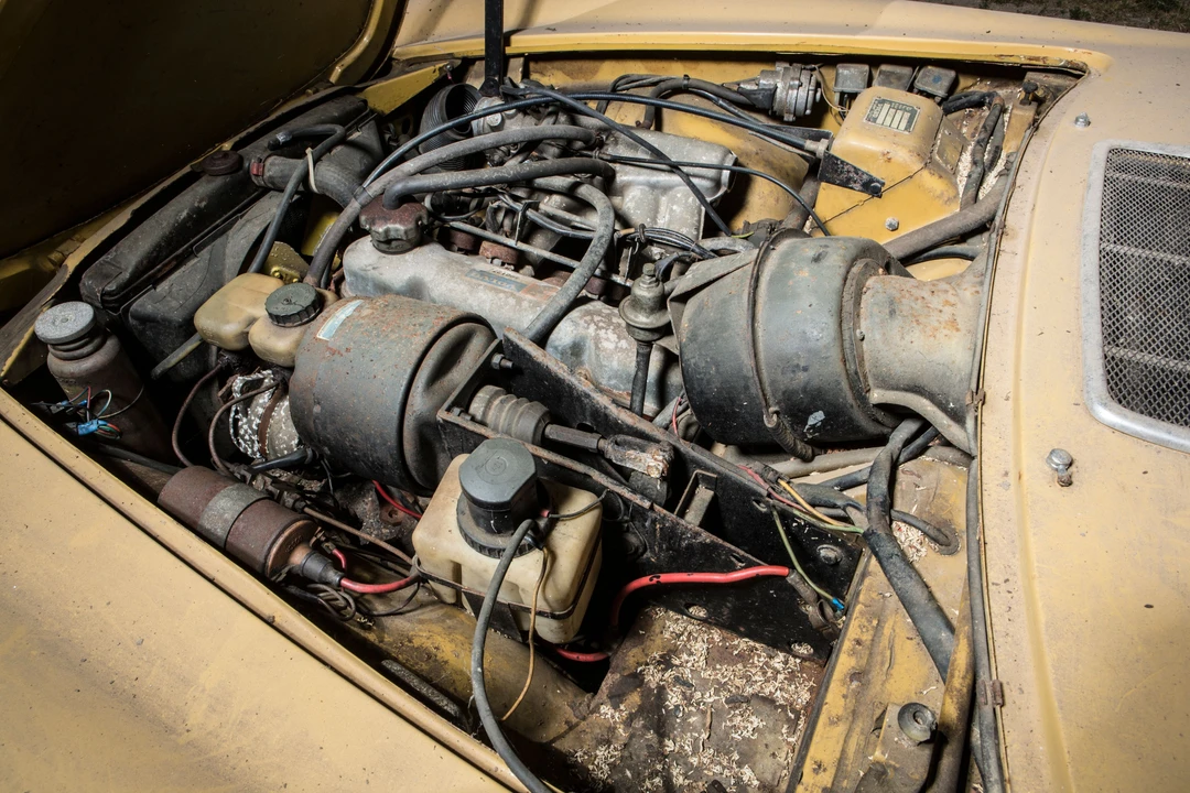 1971 Volvo 1800E - Image 10 of 15