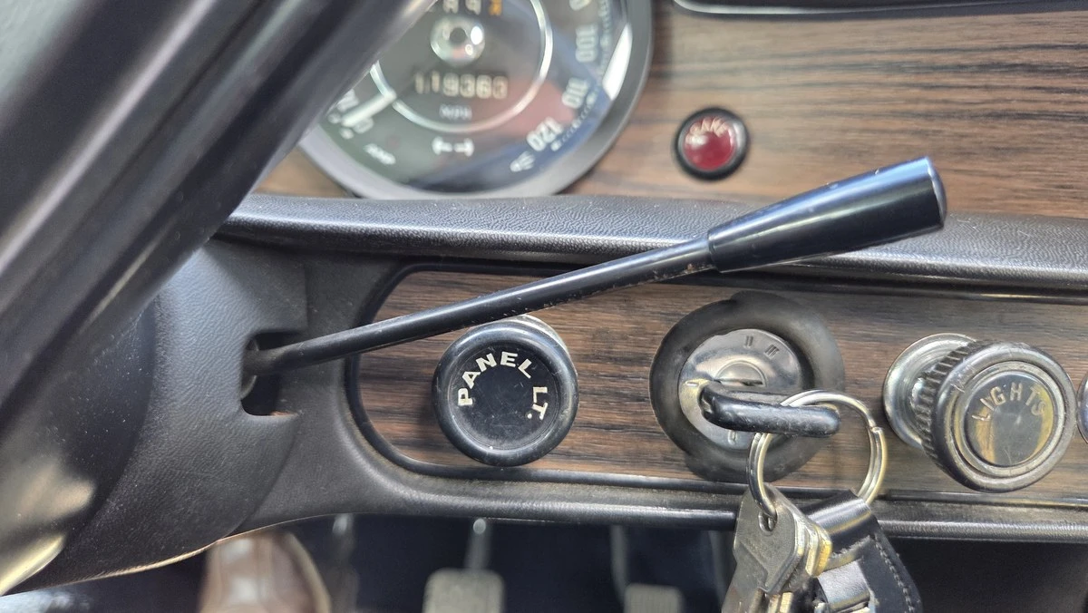 1972 Volvo 1800ES - Image 23 of 30