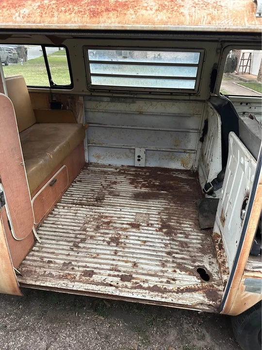 1971 Volkswagen Bay-Window Camper - Image 7 of 10