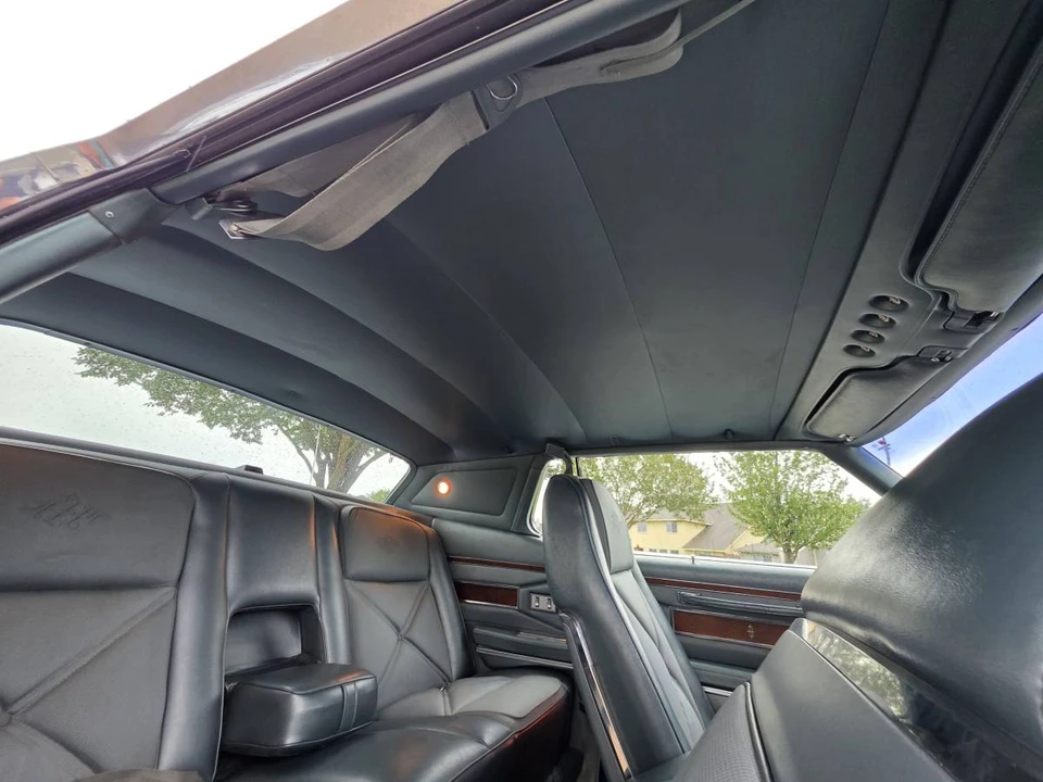 1971 Lincoln Continental Mark III - Image 8 of 10