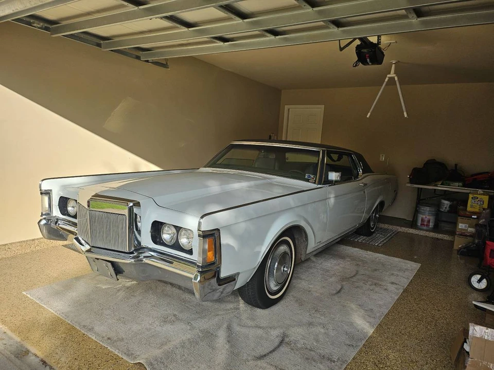 1971 Lincoln Continental Mark III - Image 5 of 10