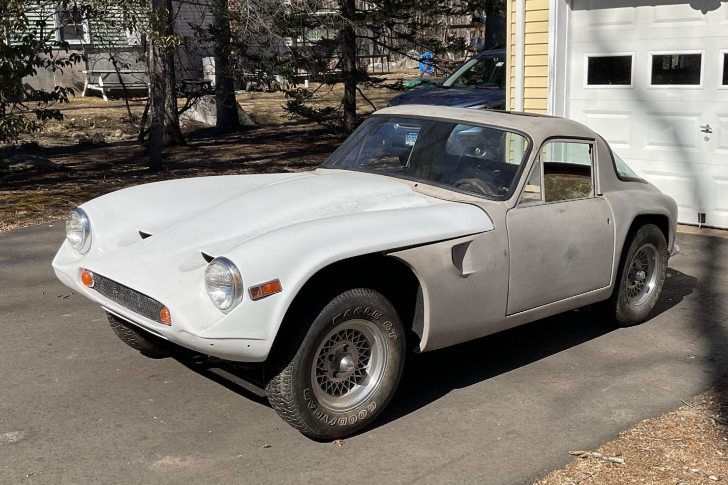 1971 TVR Vixen 2500 Roller Project