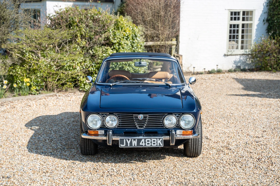1972 Alfa Romeo 2000 GT Veloce - Image 3 of 31