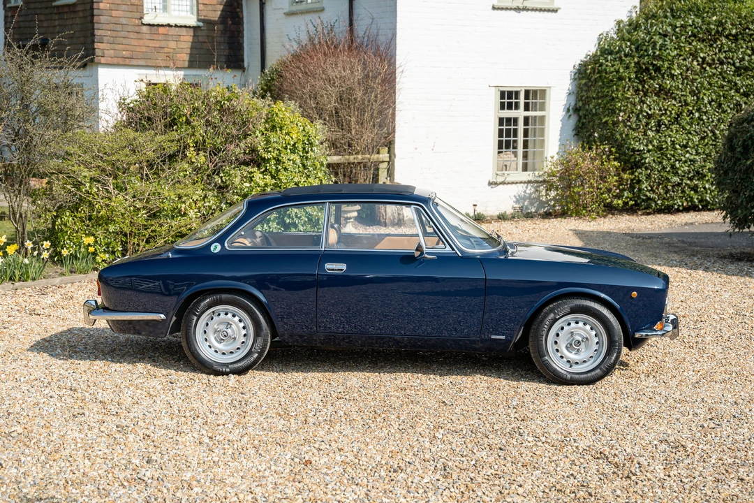 1972 Alfa Romeo 2000 GT Veloce - Image 5 of 31