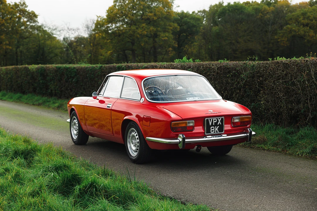 1972 Alfa Romeo 2000 GT Veloce - Image 13 of 31