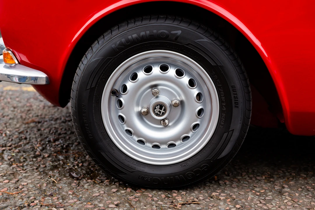 1972 Alfa Romeo 2000 GT Veloce - Image 7 of 31