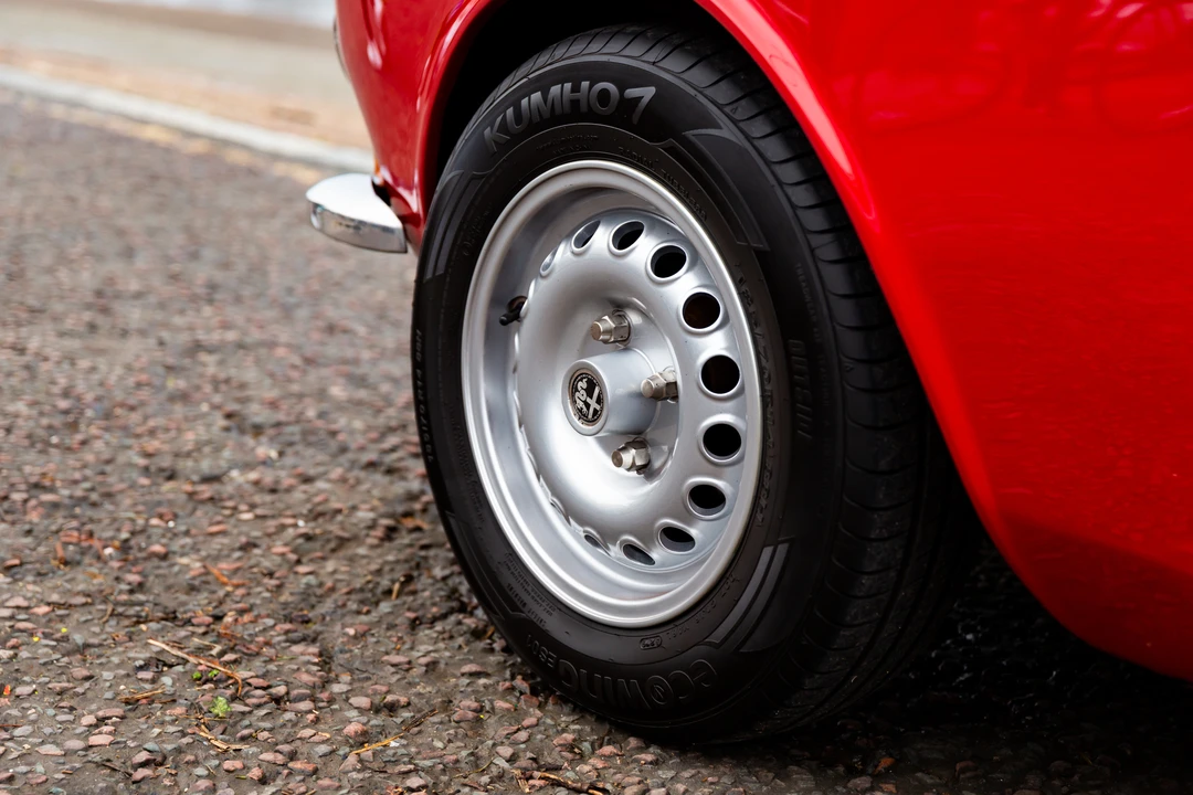 1972 Alfa Romeo 2000 GT Veloce - Image 8 of 31