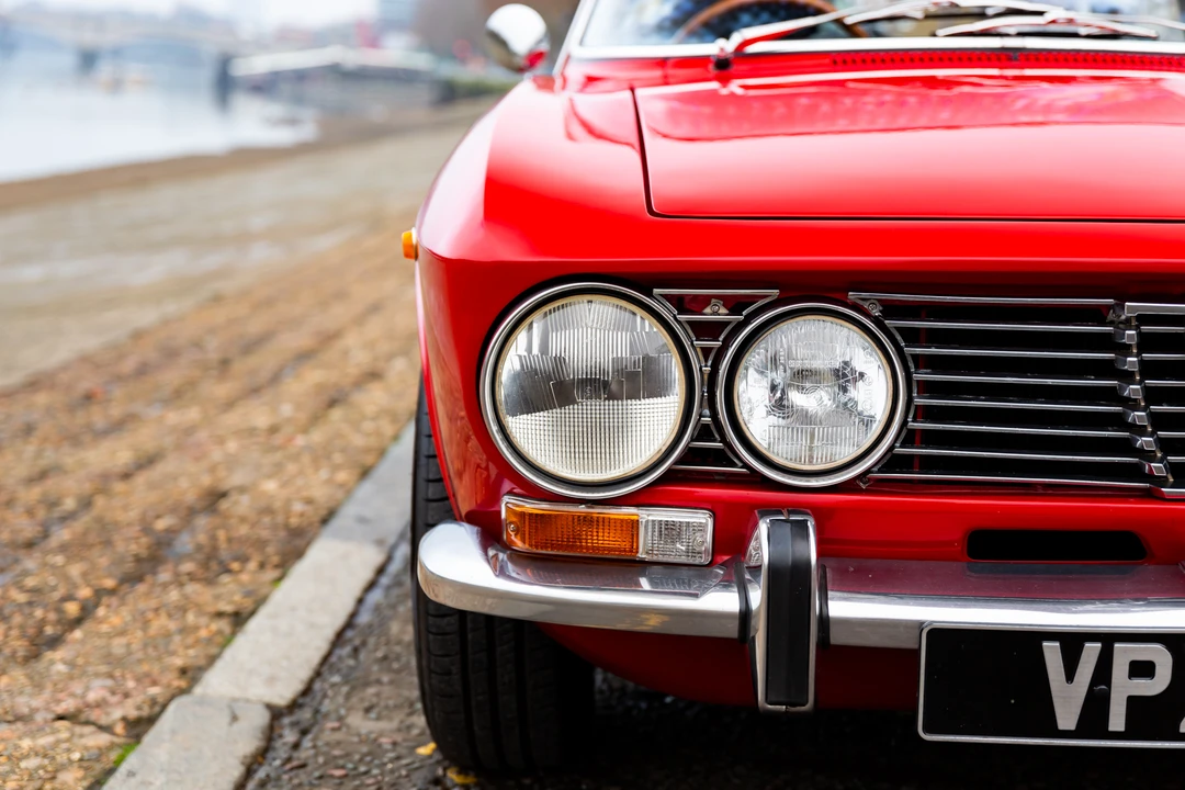 1972 Alfa Romeo 2000 GT Veloce - Image 11 of 31