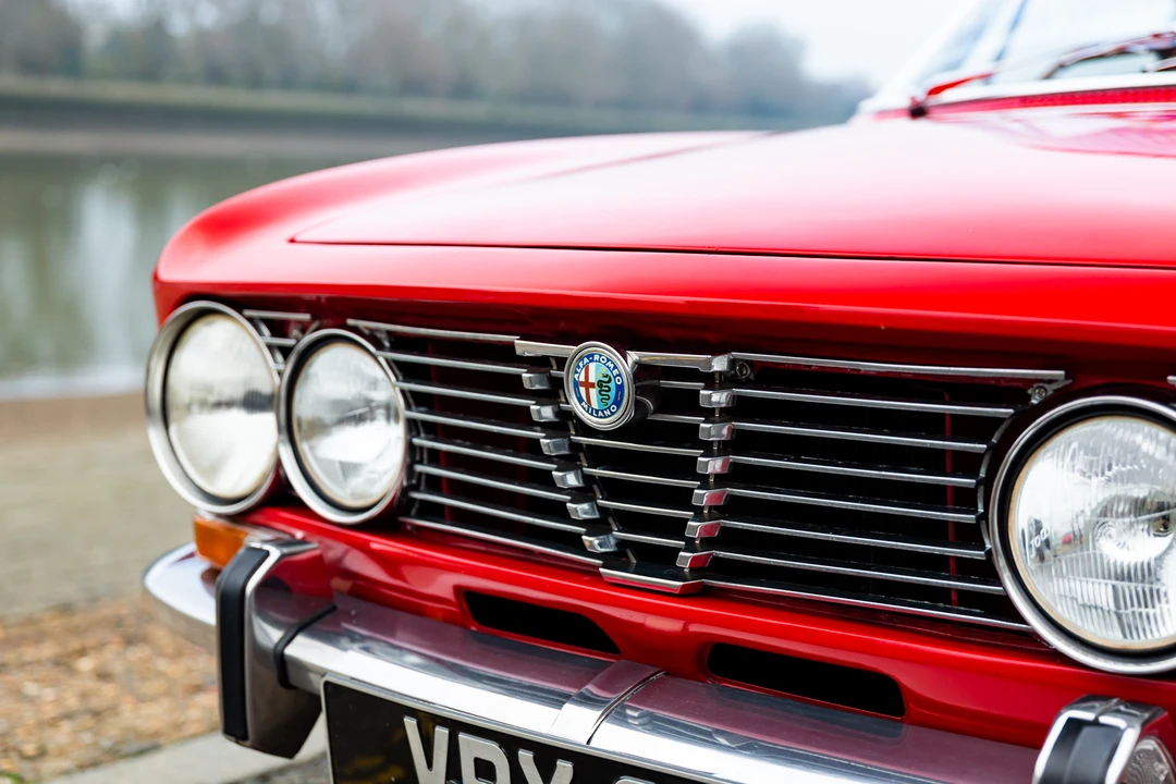 1972 Alfa Romeo 2000 GT Veloce - Image 17 of 31