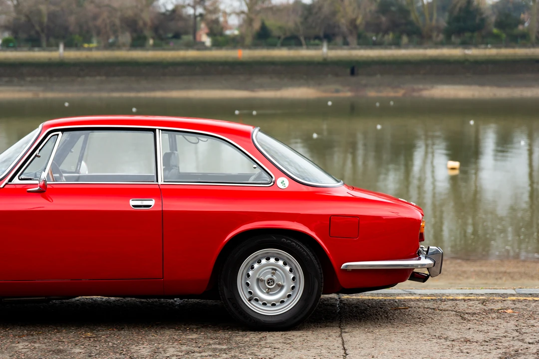 1972 Alfa Romeo 2000 GT Veloce - Image 19 of 31