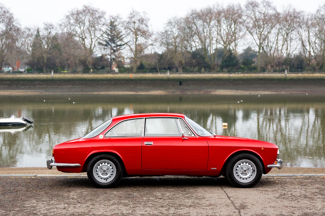 1972 Alfa Romeo 2000 GT Veloce - Image 28 of 31